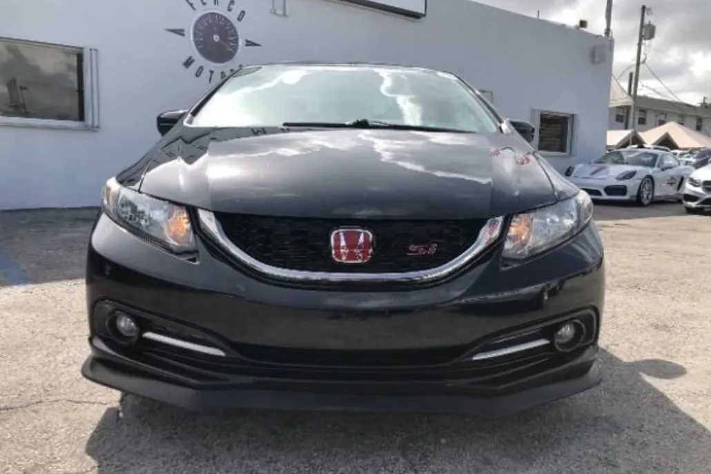 2015 Honda Civic Si photo 1