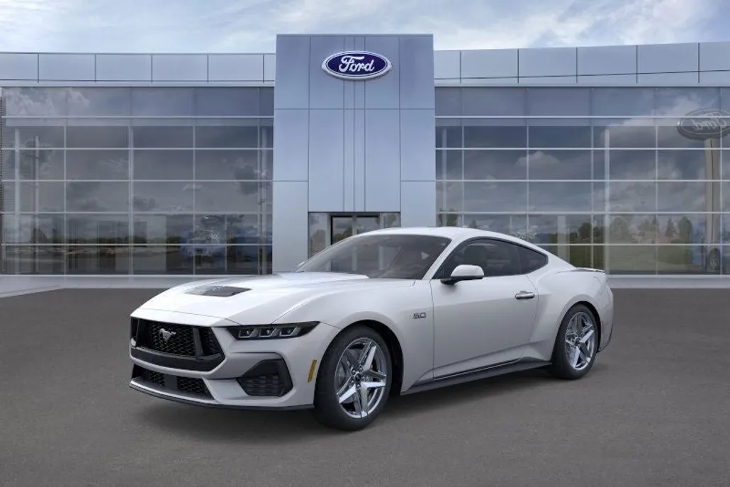 2025 Ford Mustang GT photo 1