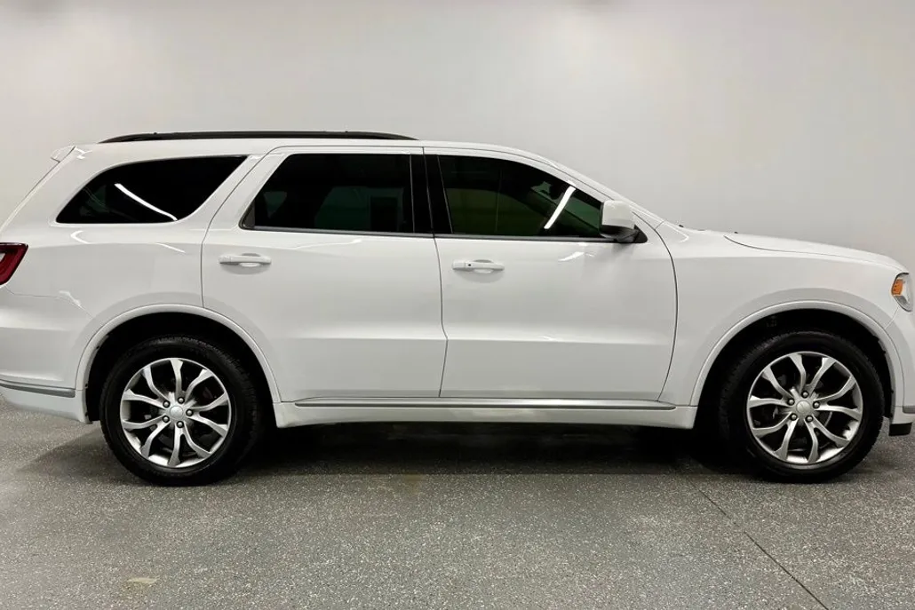 2018 Dodge Durango SXT photo 1
