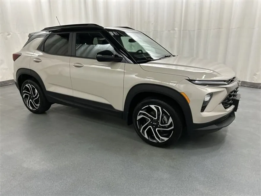 2026 Chevrolet Trailblazer RS photo 1