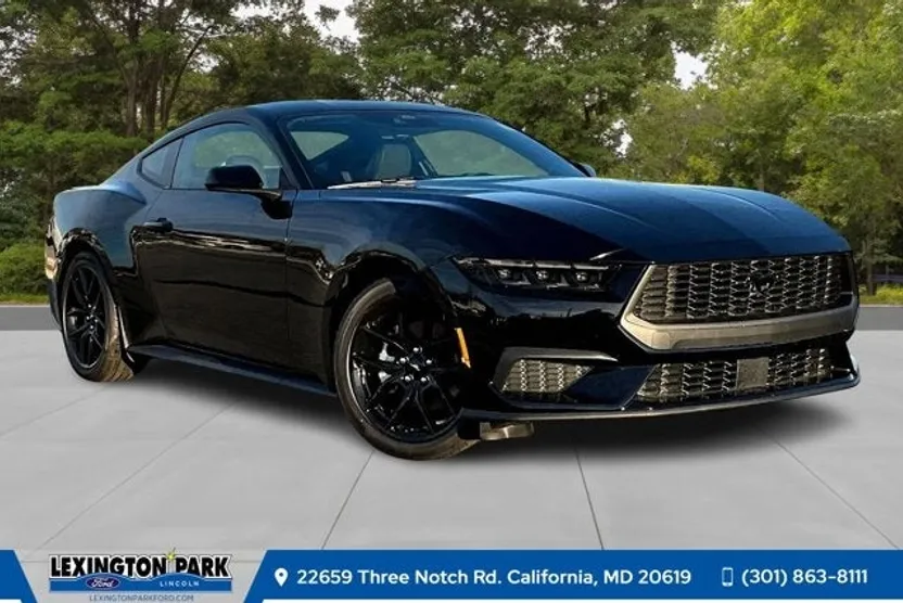 2025 Ford Mustang EcoBoost photo 1
