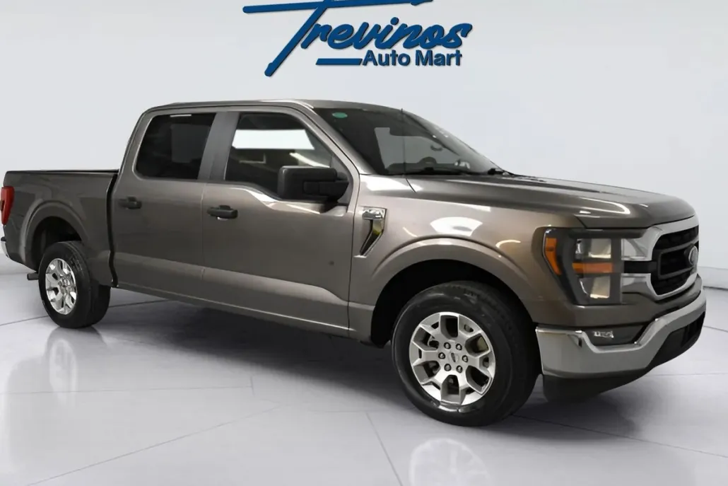 2023 Ford F-150 XLT photo 1