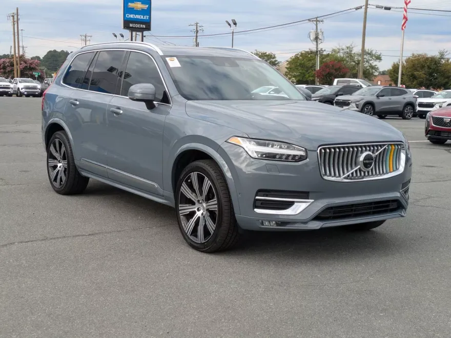 2022 Volvo XC90 Inscription AWD photo 1