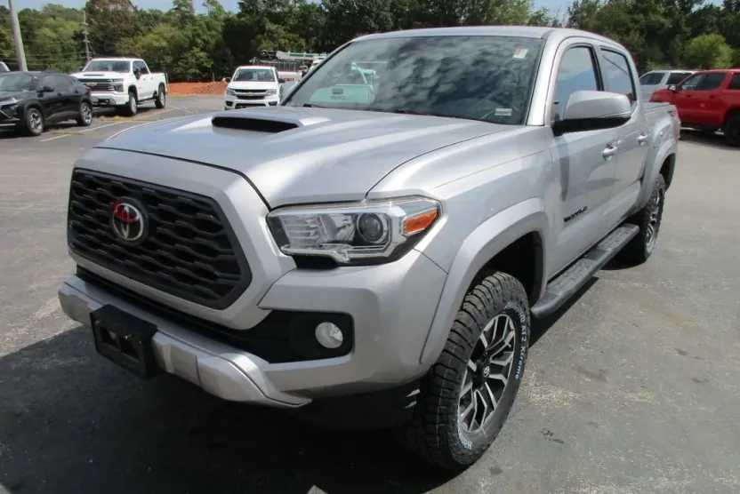 2020 Toyota Tacoma TRD Sport Double Cab photo 1