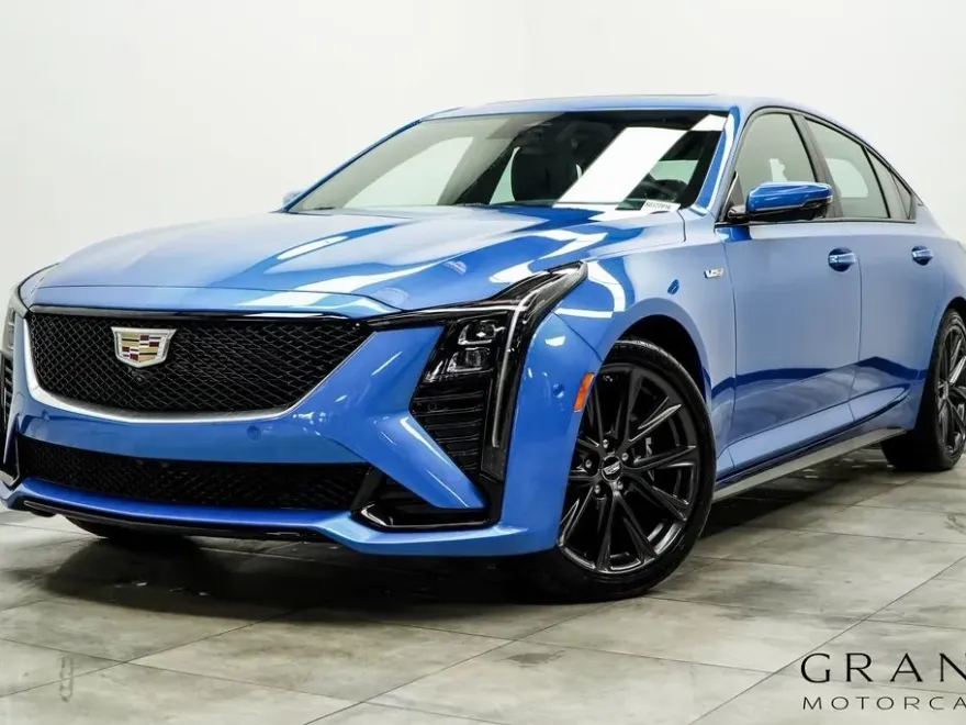 2025 Cadillac CT5 V photo 1