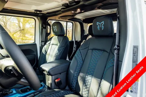 2023 Jeep Gladiator Sport S photo 2