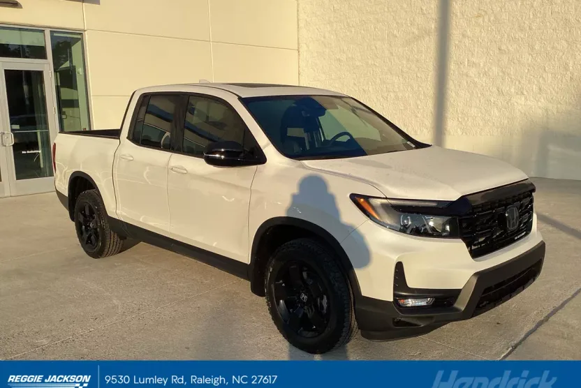 2026 Honda Ridgeline Black Edition photo 1
