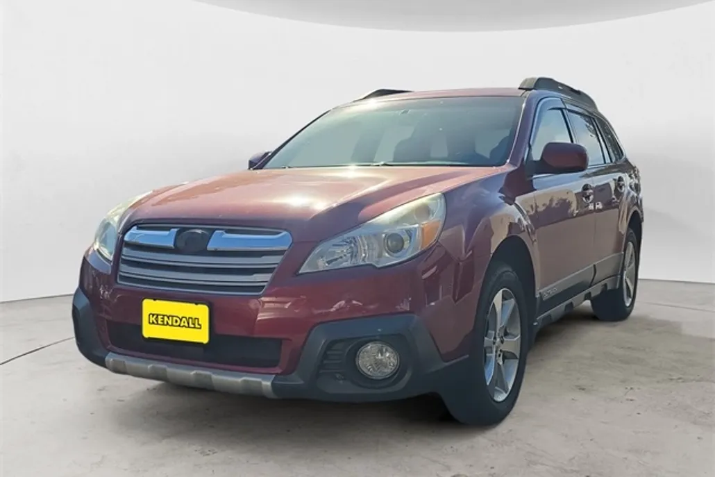 2013 Subaru Outback 2.5i photo 1