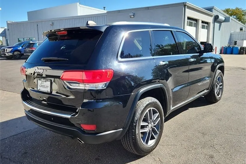 2018 Jeep Grand Cherokee Limited photo 1