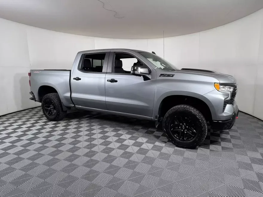2023 Chevrolet Silverado 1500 LT Trail Boss photo 1