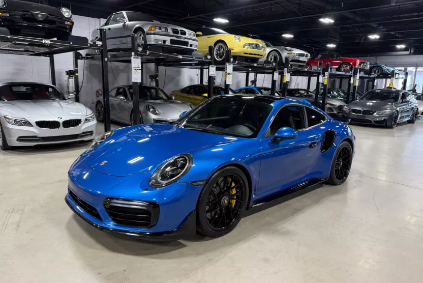 2018 Porsche 911 Turbo S photo 1
