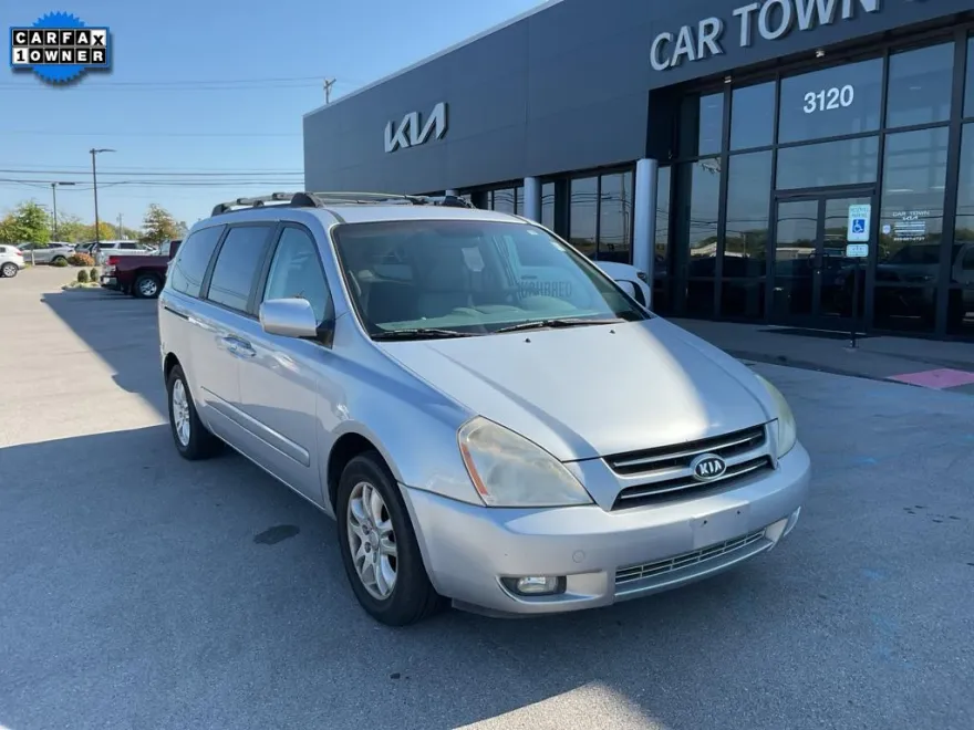 2007 Kia Sedona EX photo 1