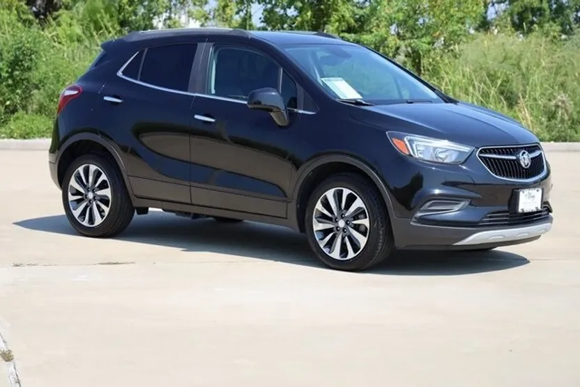 2022 Buick Encore Preferred photo 1