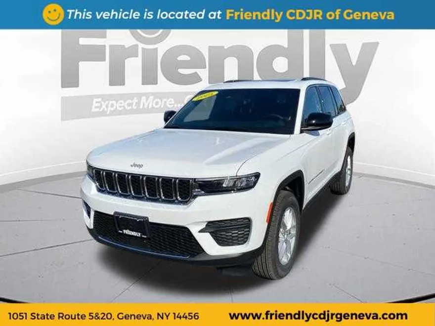 2025 Jeep Grand Cherokee Laredo X photo 1