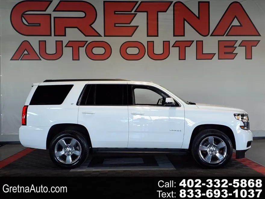2016 Chevrolet Tahoe LT photo 1