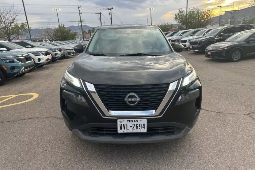 2022 Nissan Rogue S photo 1