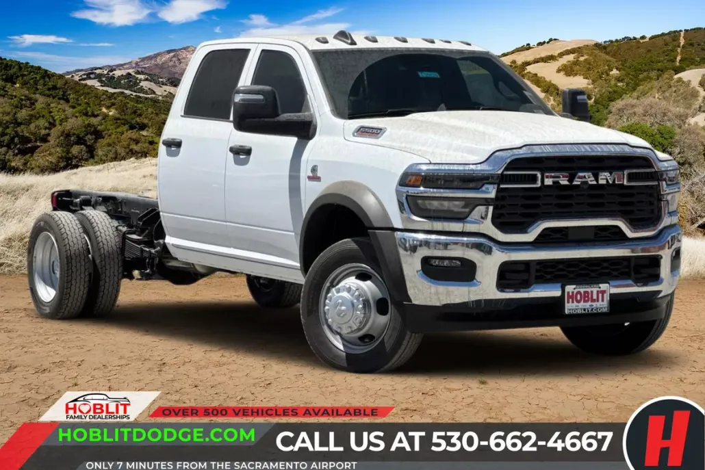 2025 Ram 5500 Tradesman photo 1