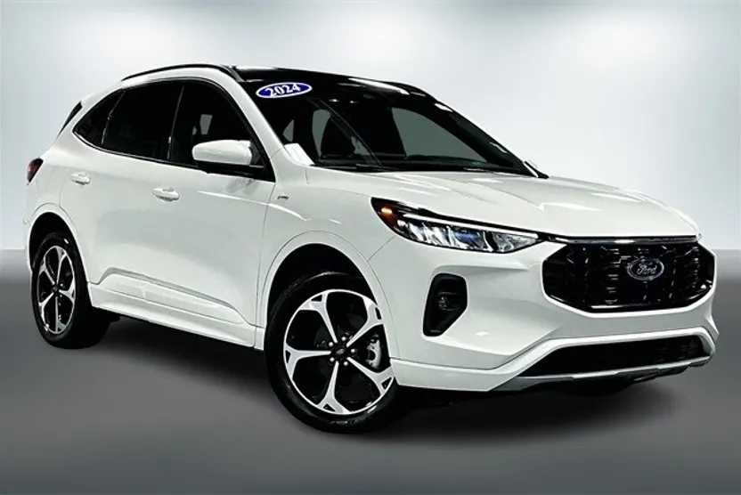 2024 Ford Escape ST-Line Select photo 1