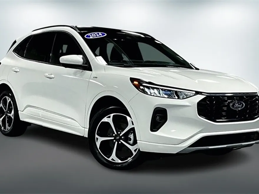 2024 Ford Escape ST-Line Select photo 1
