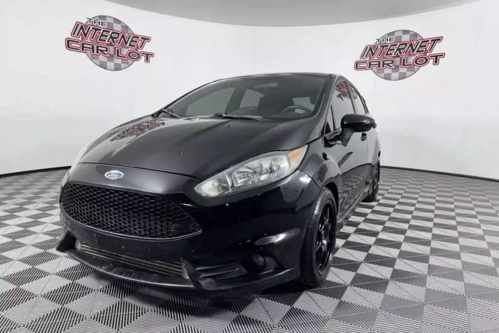 2016 Ford Fiesta ST photo 1