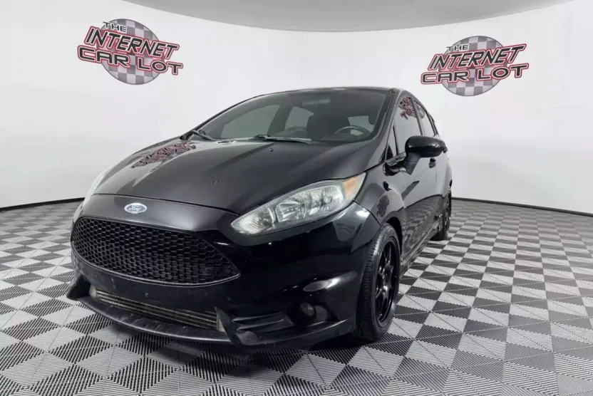 2016 Ford Fiesta ST photo 1