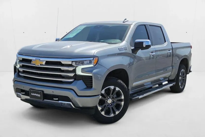 2025 Chevrolet Silverado 1500 High Country photo 1