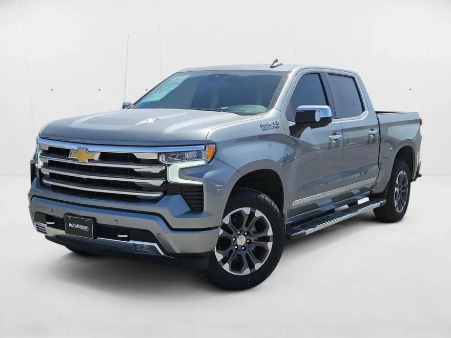 2025 Chevrolet Silverado 1500 High Country photo 1