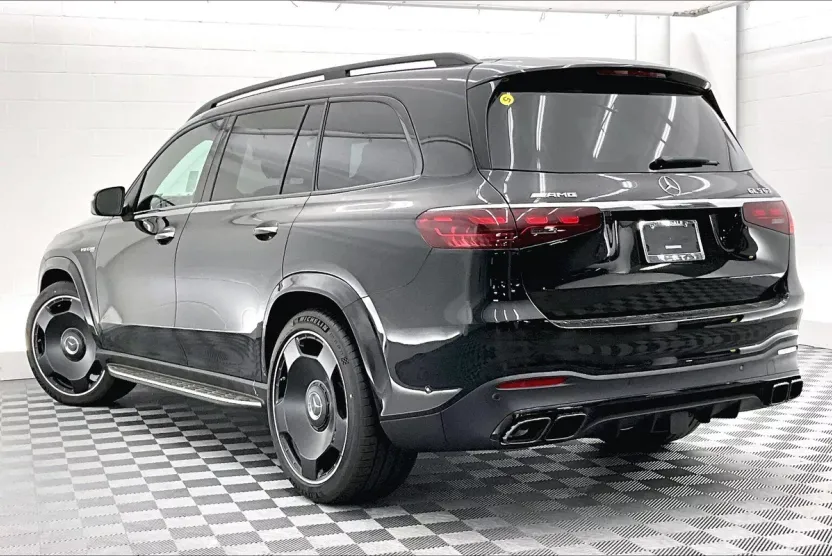 2026 Mercedes Benz GLS AMG 4MATIC photo 1