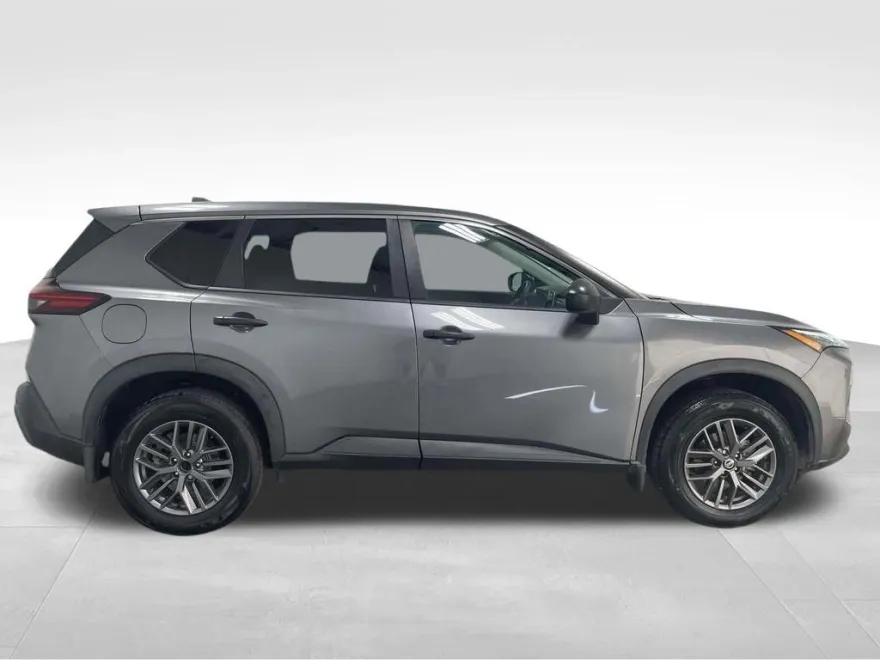 2021 Nissan Rogue S photo 1