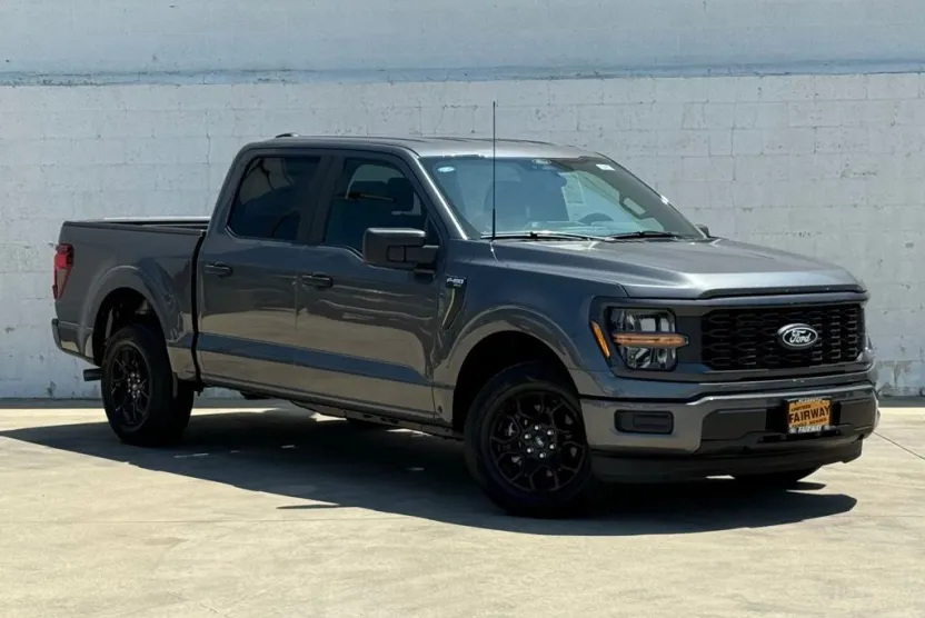 2025 Ford F-150 STX photo 1