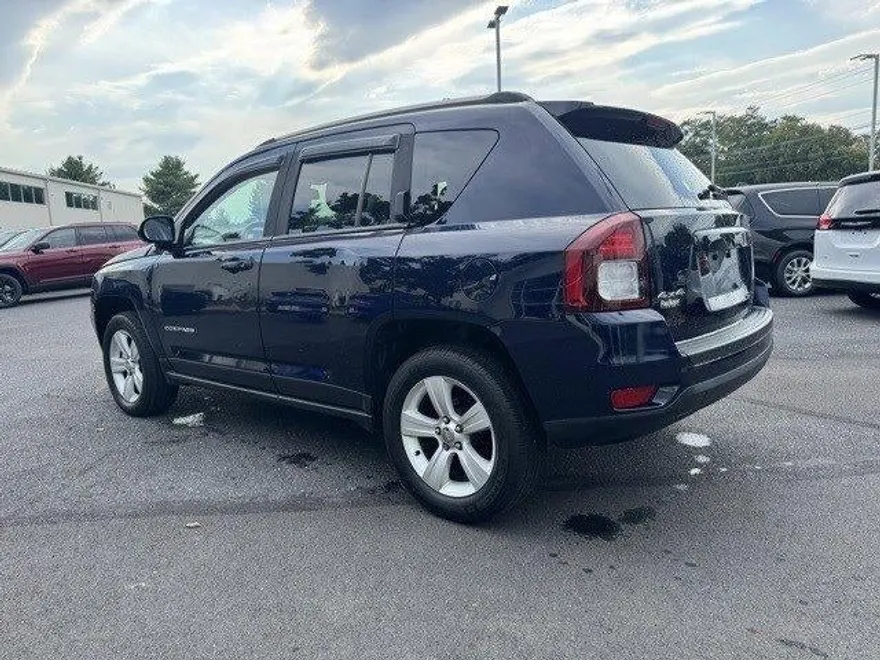2016 Jeep Compass Sport photo 1