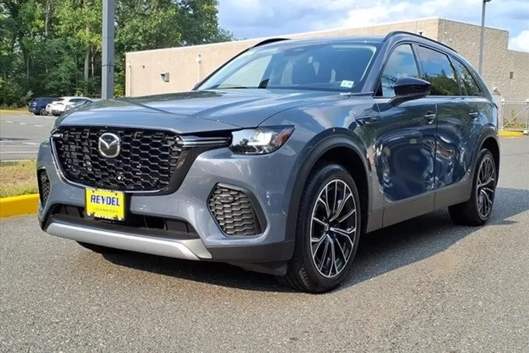 2025 Mazda CX-70 Premium photo 1