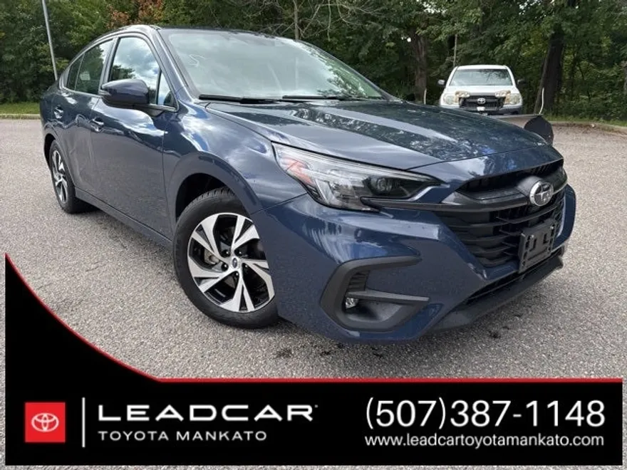 2025 Subaru Legacy Premium photo 1