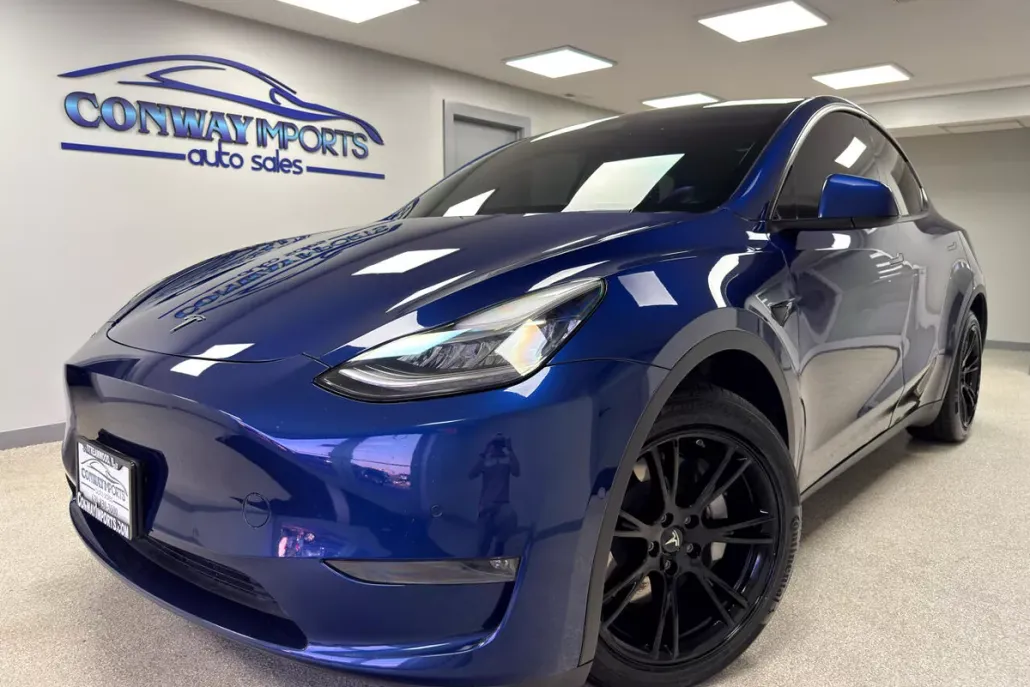 2021 Tesla Model Y Long Range photo 1