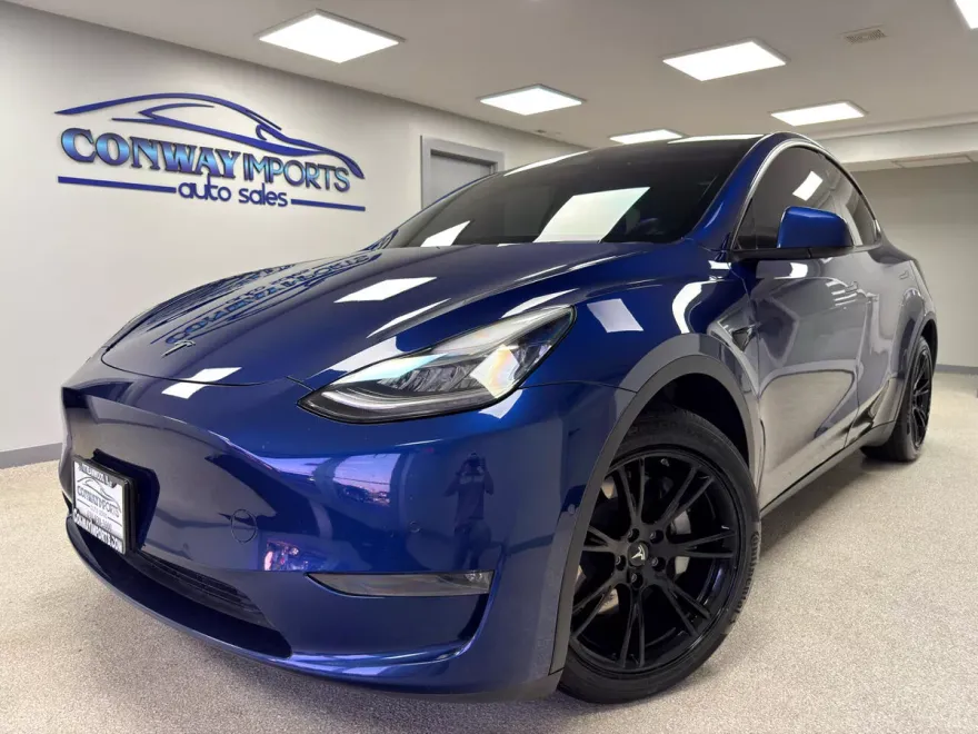 2021 Tesla Model Y Long Range photo 1