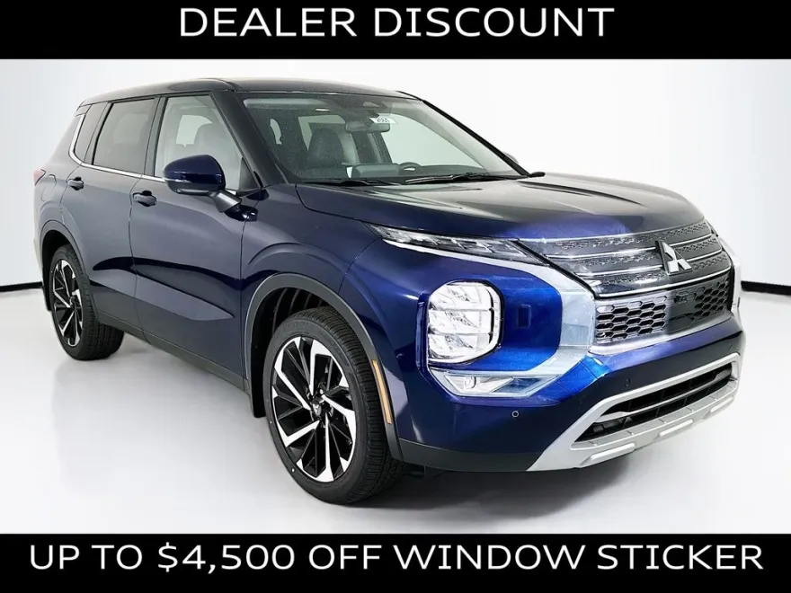 2024 Mitsubishi Outlander SE photo 1