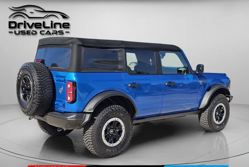 2022 Ford Bronco Badlands photo 1
