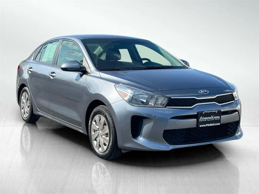 2020 Kia Rio S photo 1