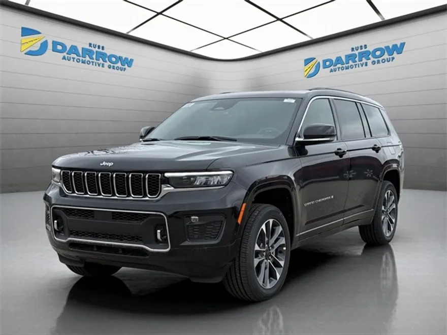 2025 Jeep Grand Cherokee Overland photo 1