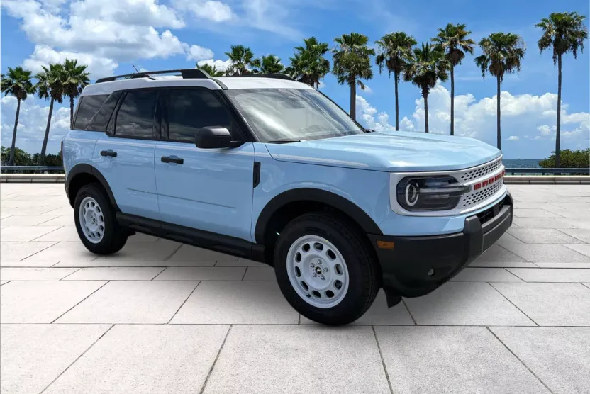 2025 Ford Bronco Sport Heritage photo 1