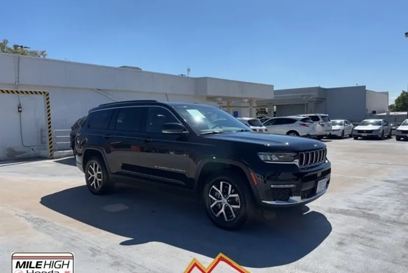 2024 Jeep Grand Cherokee Limited photo 1
