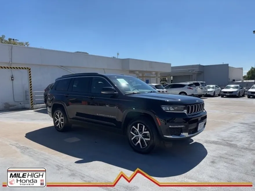 2024 Jeep Grand Cherokee Limited photo 1