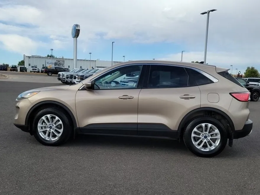 2020 Ford Escape SE photo 1