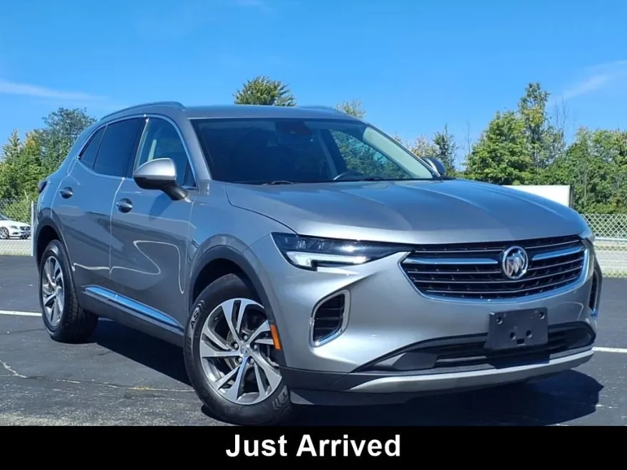 2023 Buick Envision Essence photo 1
