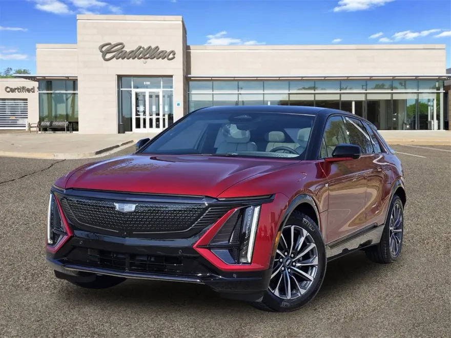 2025 Cadillac Lyriq Sport photo 1