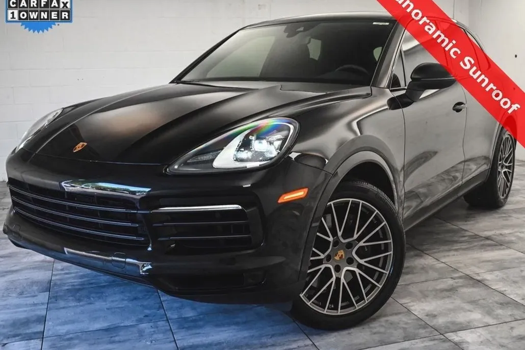 2023 Porsche Cayenne Platinum Edition photo 1