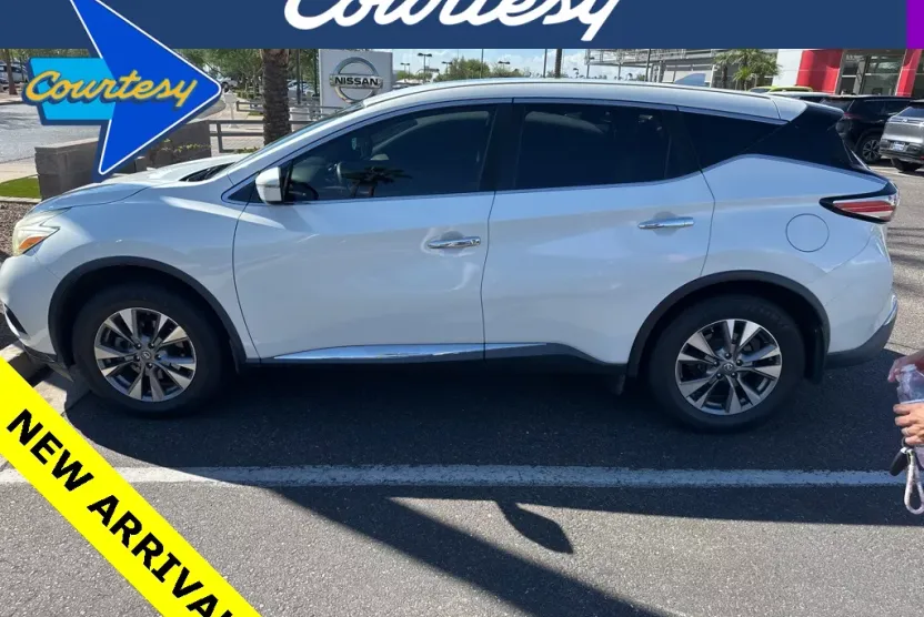 2016 Nissan Murano S photo 1