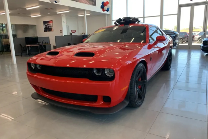 2022 Dodge Challenger SRT8 Hellcat photo 1
