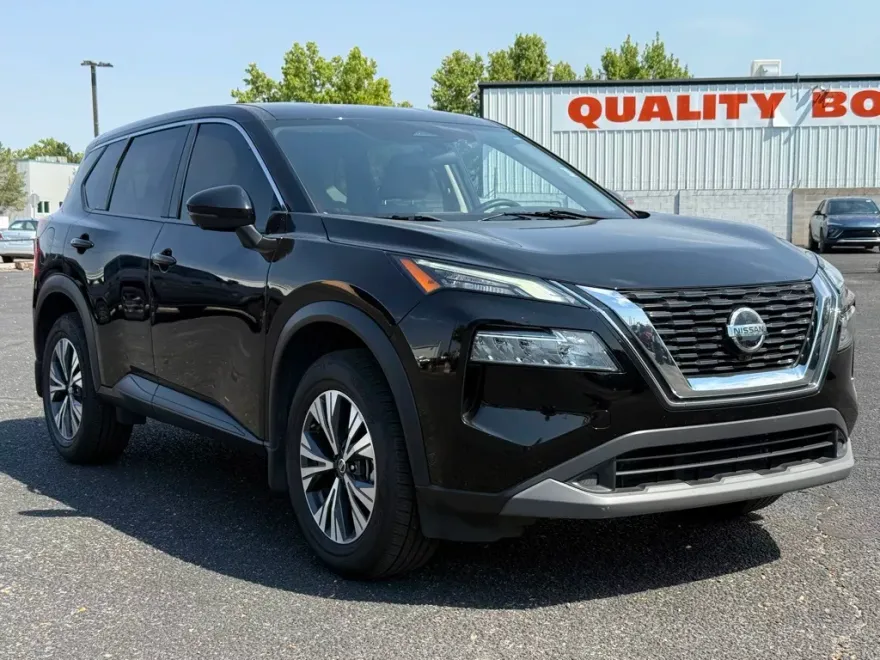 2021 Nissan Rogue SV photo 1