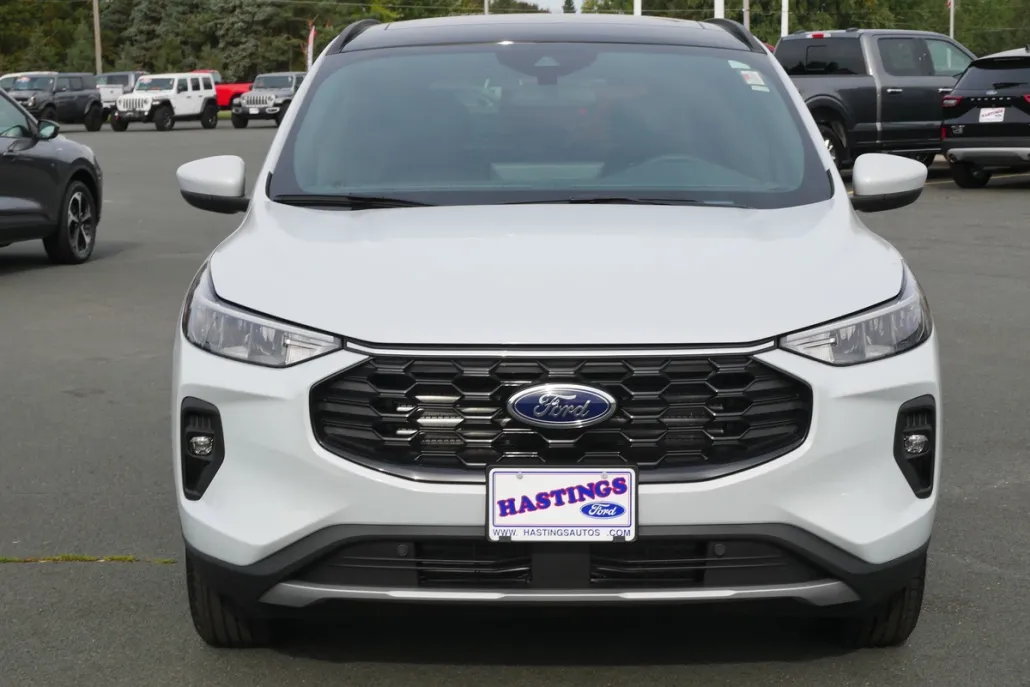 2026 Ford Escape ST-Line Select photo 1